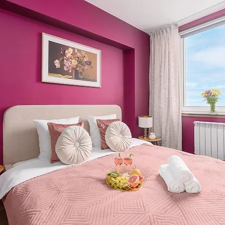 Апартаменти Lumina I 2br With Parking I Center I View *