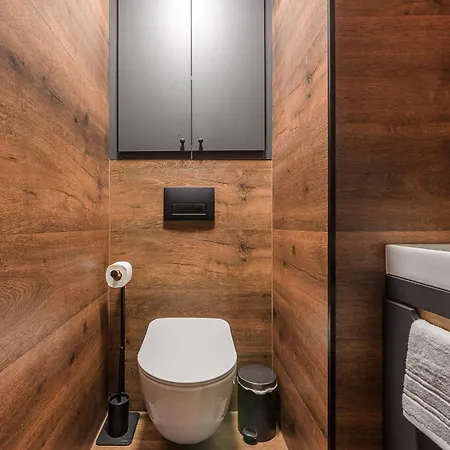 Lumina I 2br With Parking I Center I View