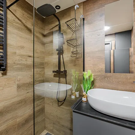 Lumina I 2br With Parking I Center I View Апартаменти Лодзь